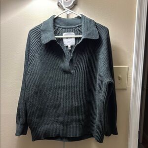 Women's Ribbed Knit Sweater - Dark Green